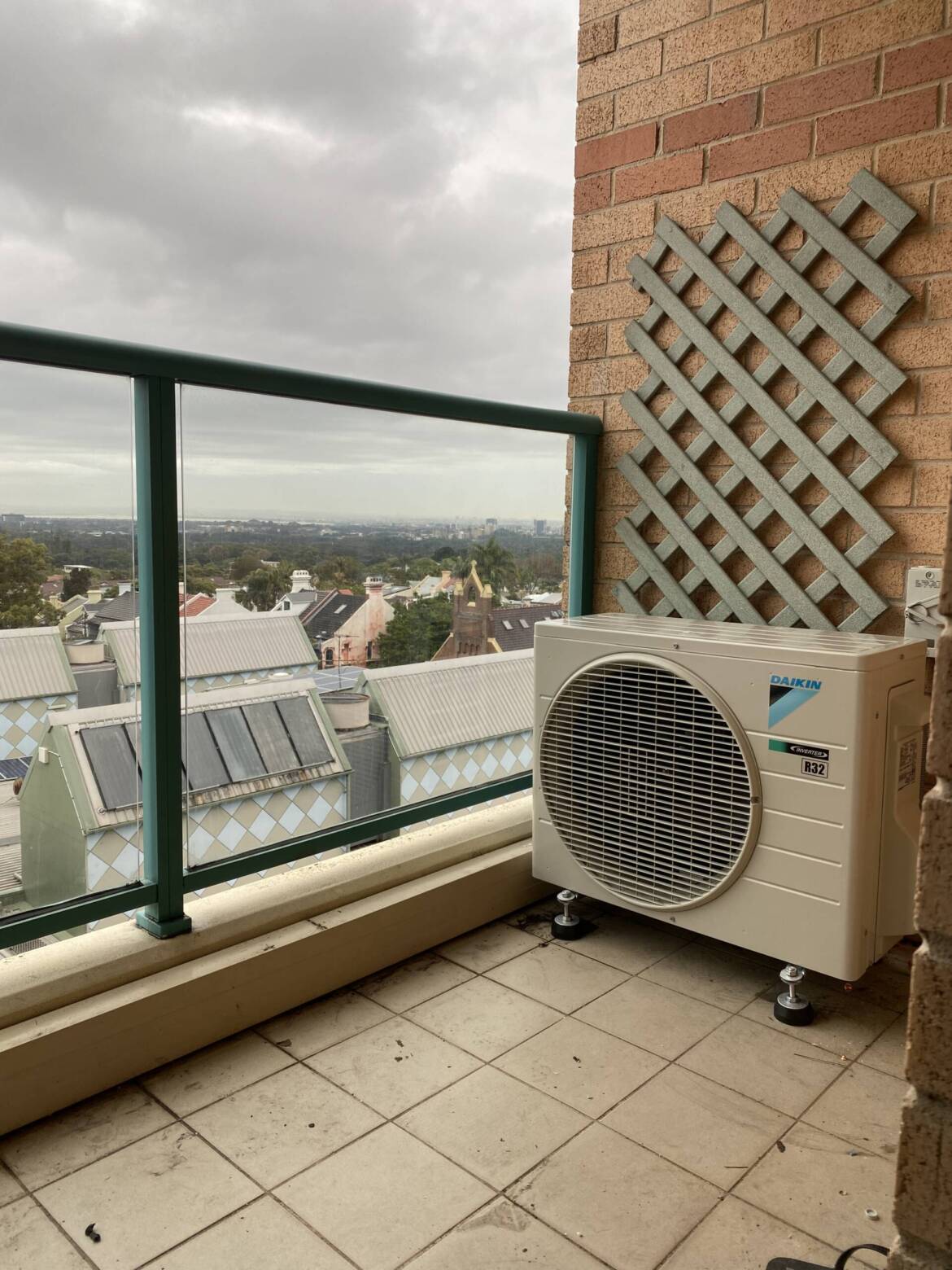 Two Daikin CORA split systems installtion at Bondi Junction