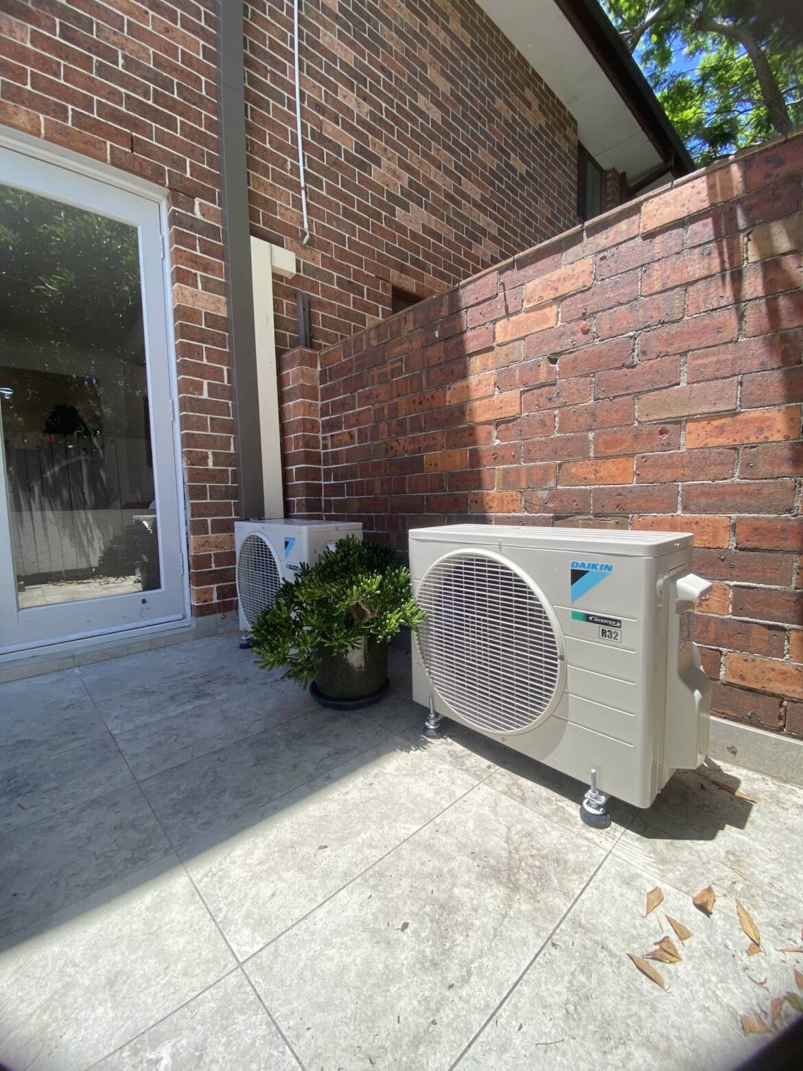 Daikin split system installation at Dover Heights