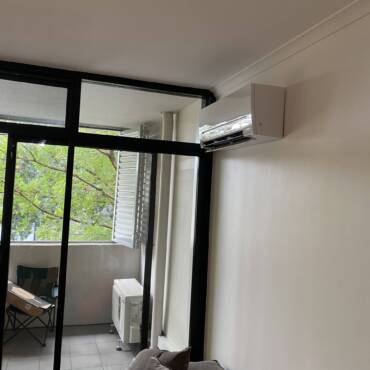 Mitsubishi Electric split system installed at Bronte.