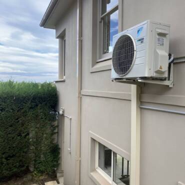 Two Daikin split systems installed at Bondi