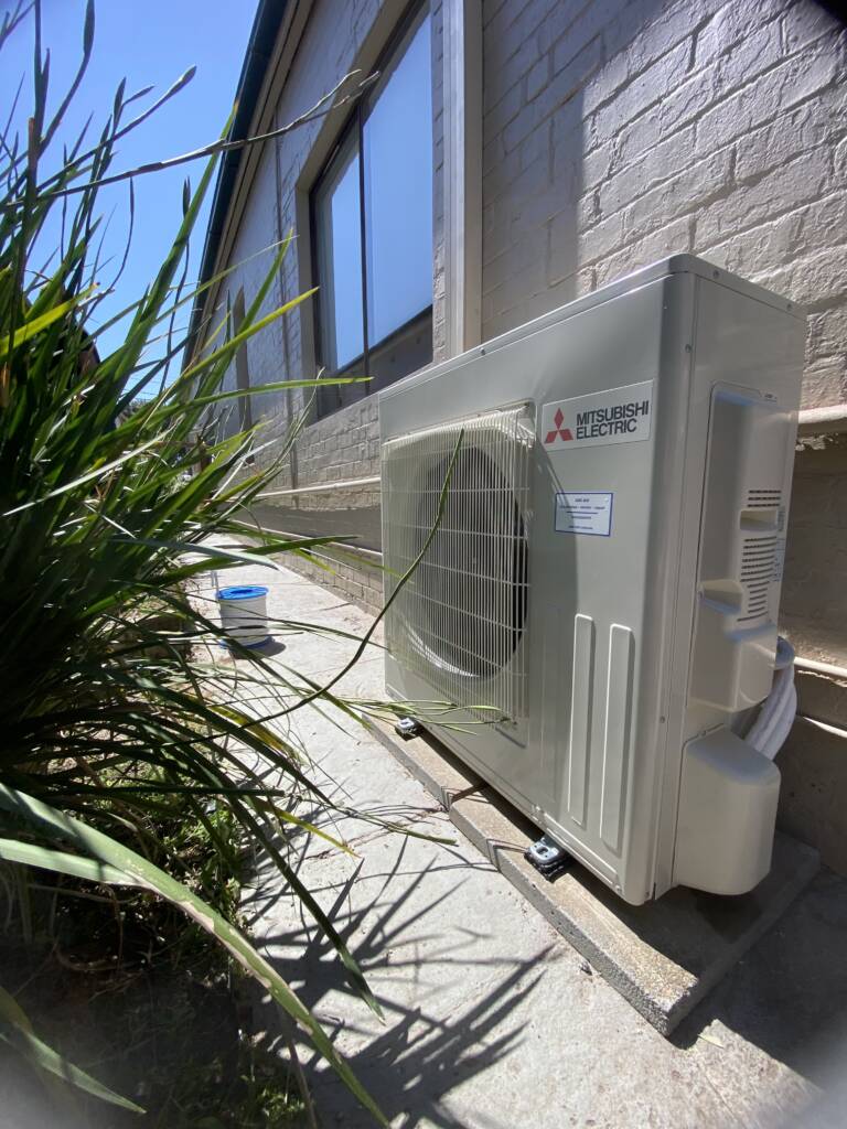 New air conditioner installed at Bondi area.